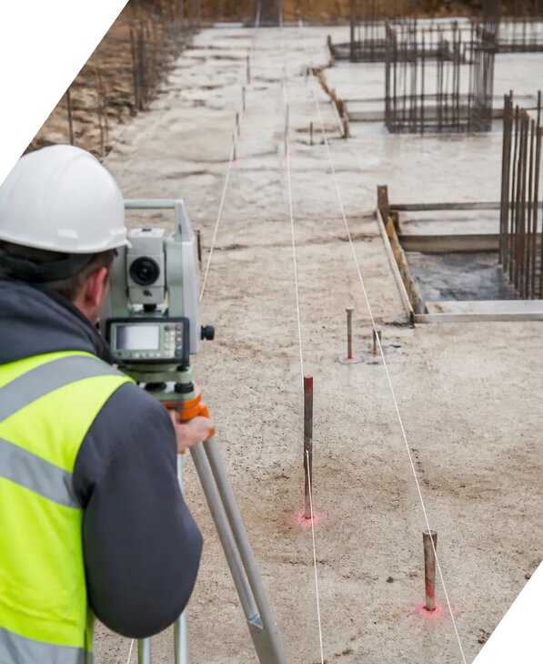 Вынос осей здания в натуру в Саяногорске от 8194 р. | ЭкспертизаРоссия